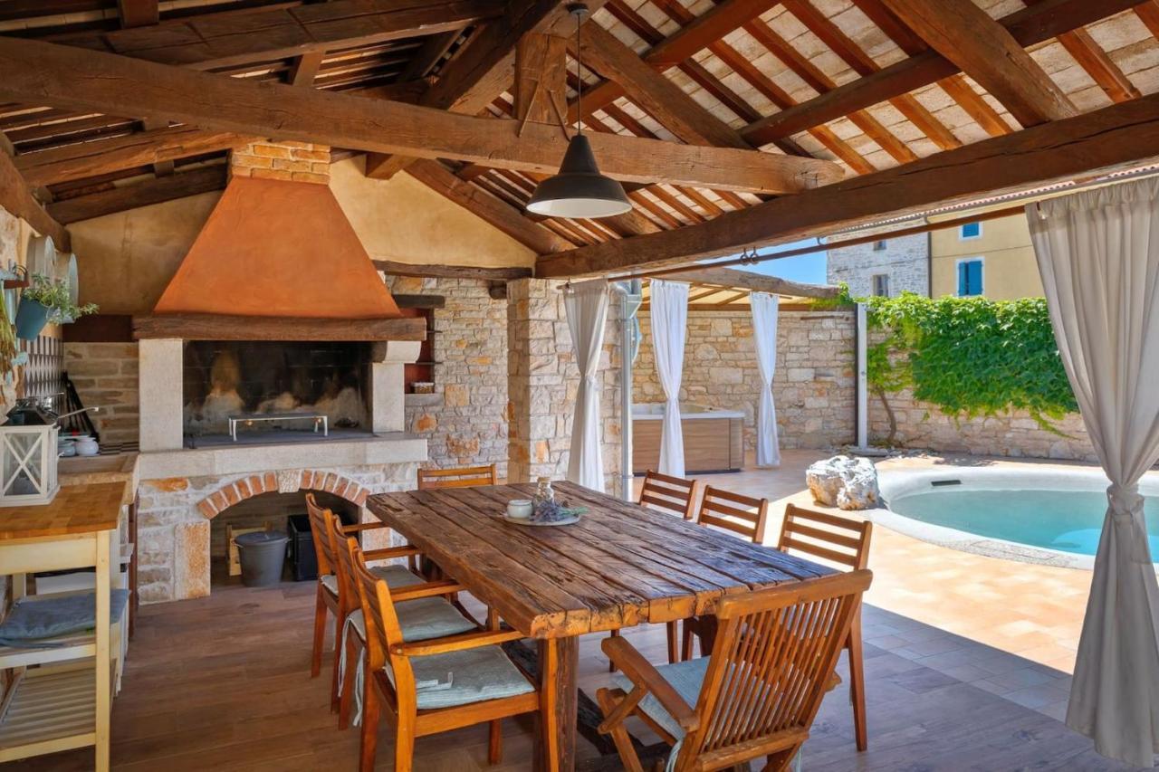 Cepljani Family Villa Elizabeta With Pool In Umag מראה חיצוני תמונה