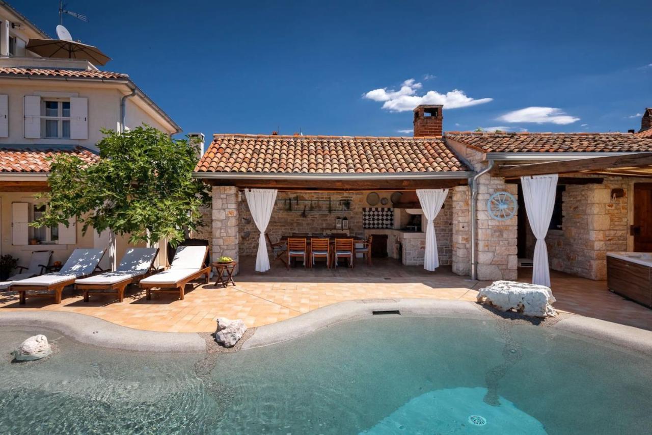 Cepljani Family Villa Elizabeta With Pool In Umag מראה חיצוני תמונה