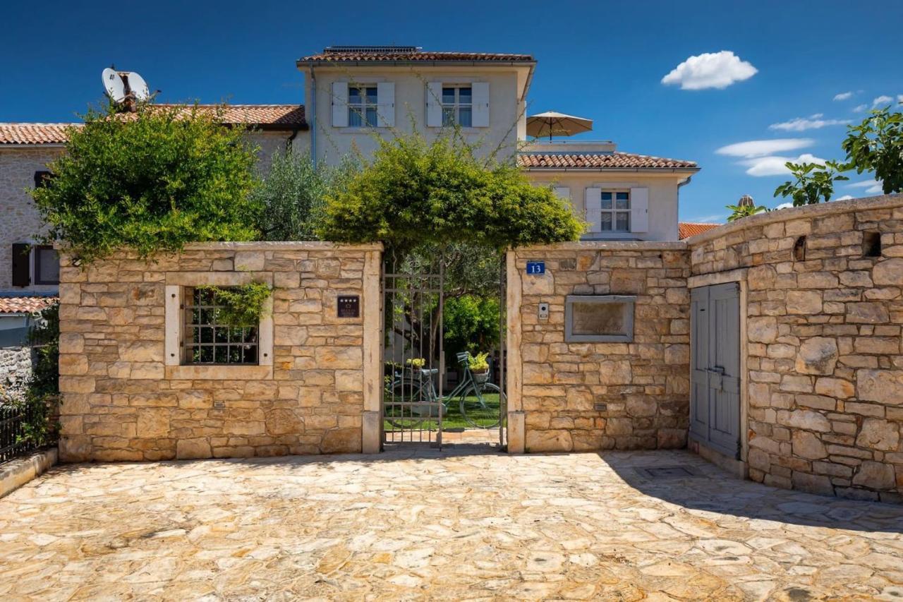 Cepljani Family Villa Elizabeta With Pool In Umag מראה חיצוני תמונה